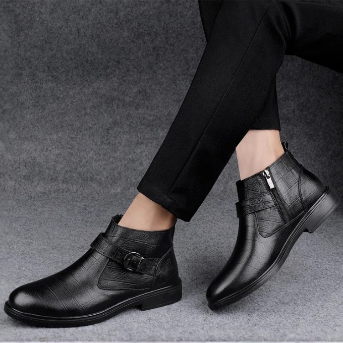 The Stratford Leather Boot