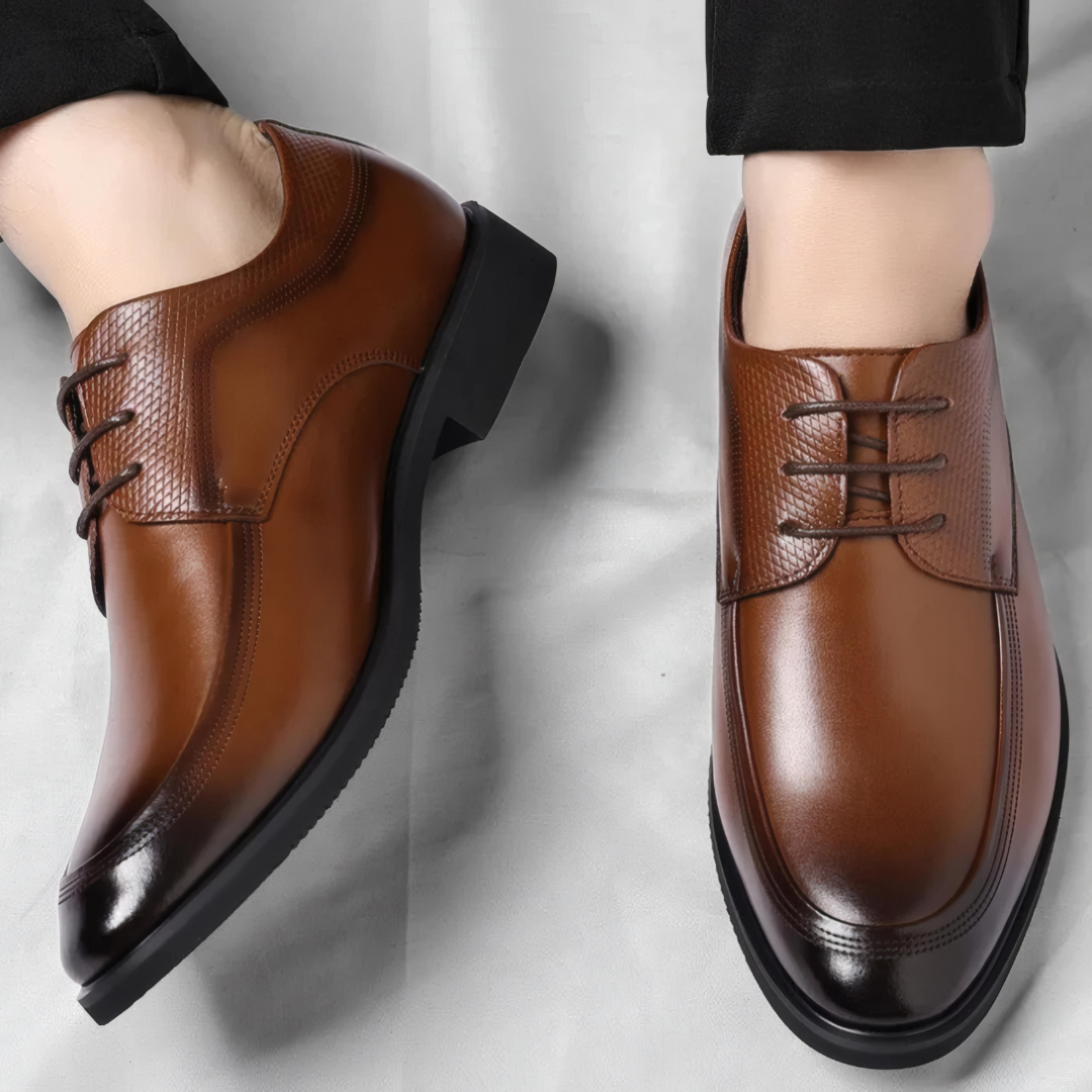The Winslow Leather Derby