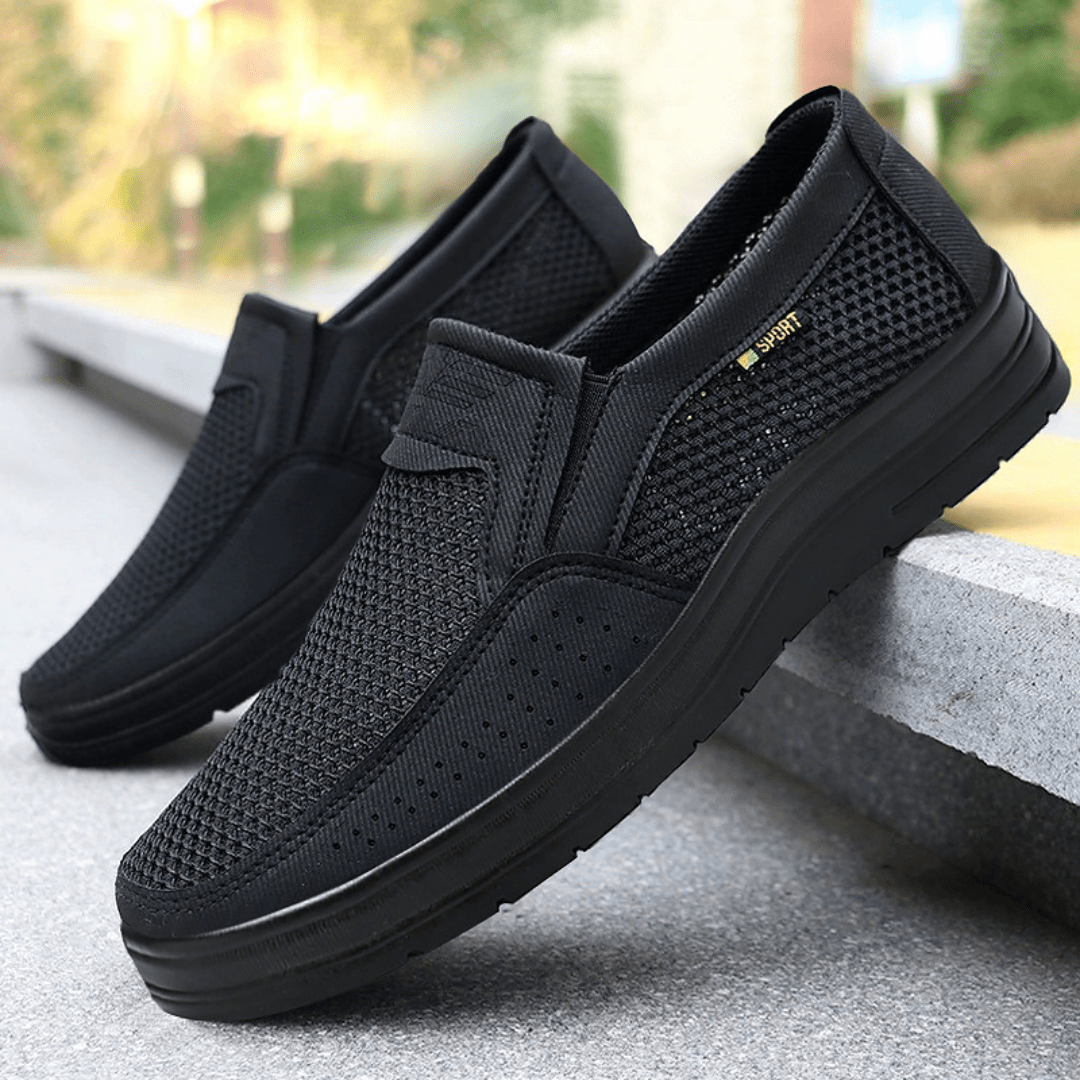 Holden Airflow Slip - On - Black - 5.5