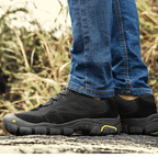 Kelvin Wide - Track Trainers - Black - 6