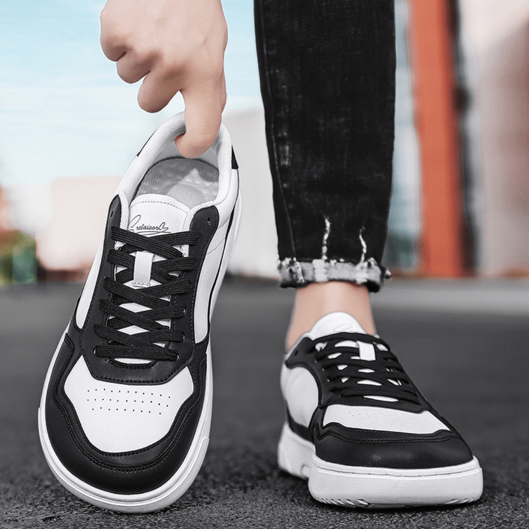 The Crest Leather Low - Black/White - 6.5