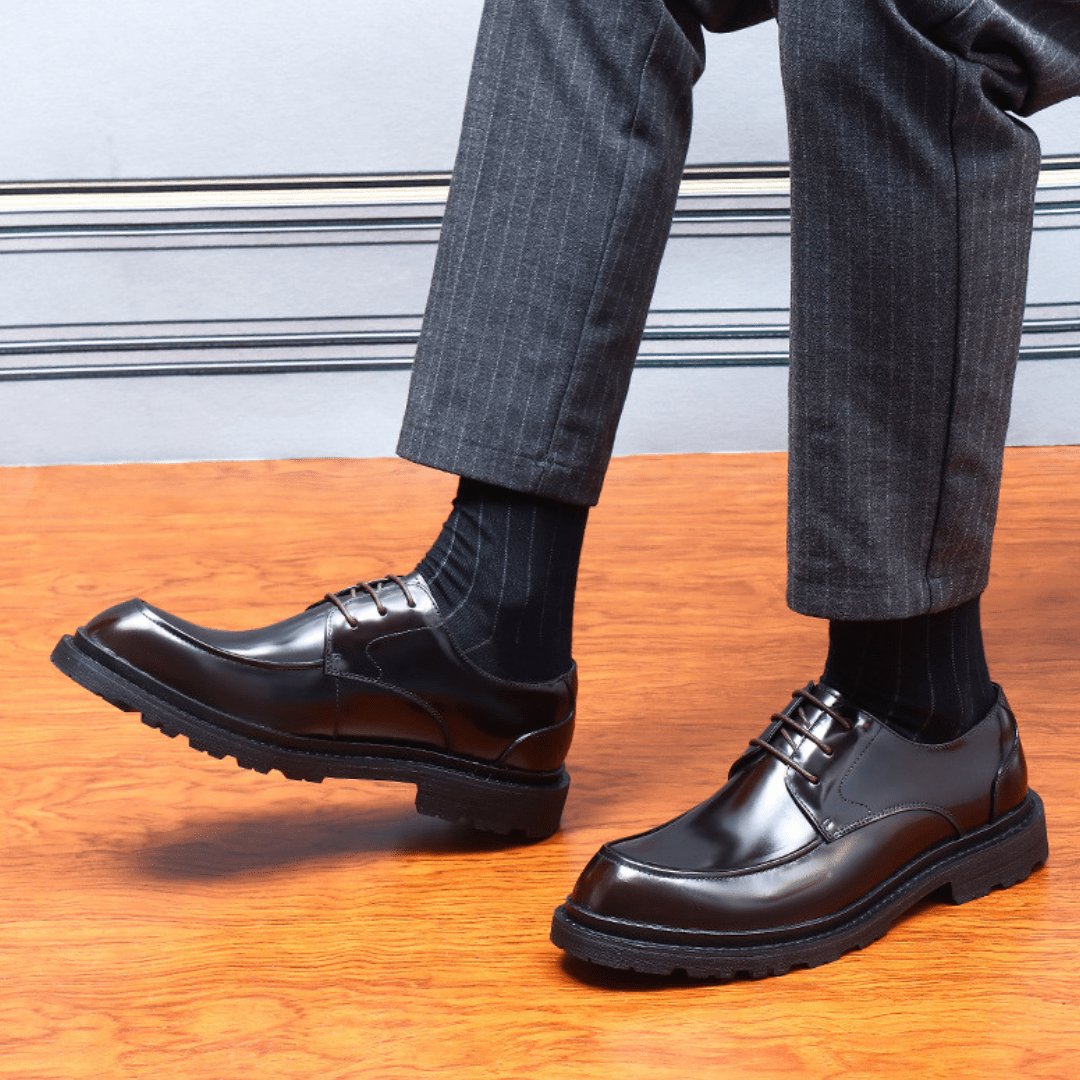 The Estate Cowhide Derby - Greyson Vale