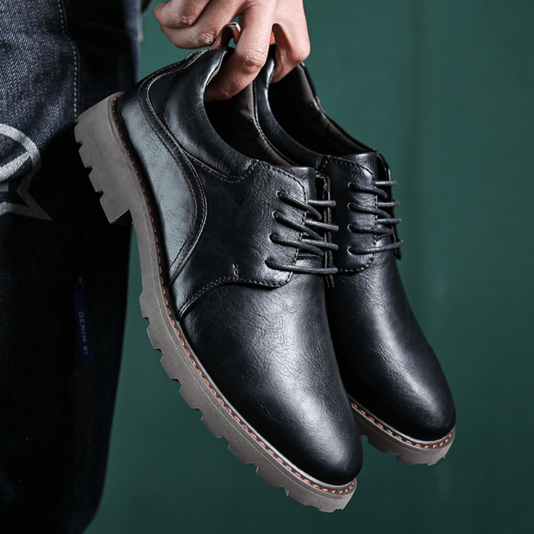 The Garrison Leather Derby - Black - 5.5