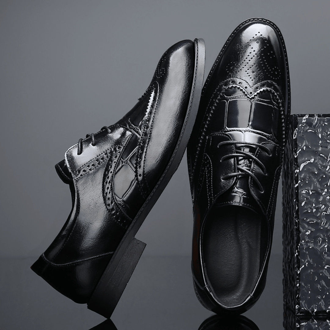 The Hawke Brogue Derby - Black - 5.5