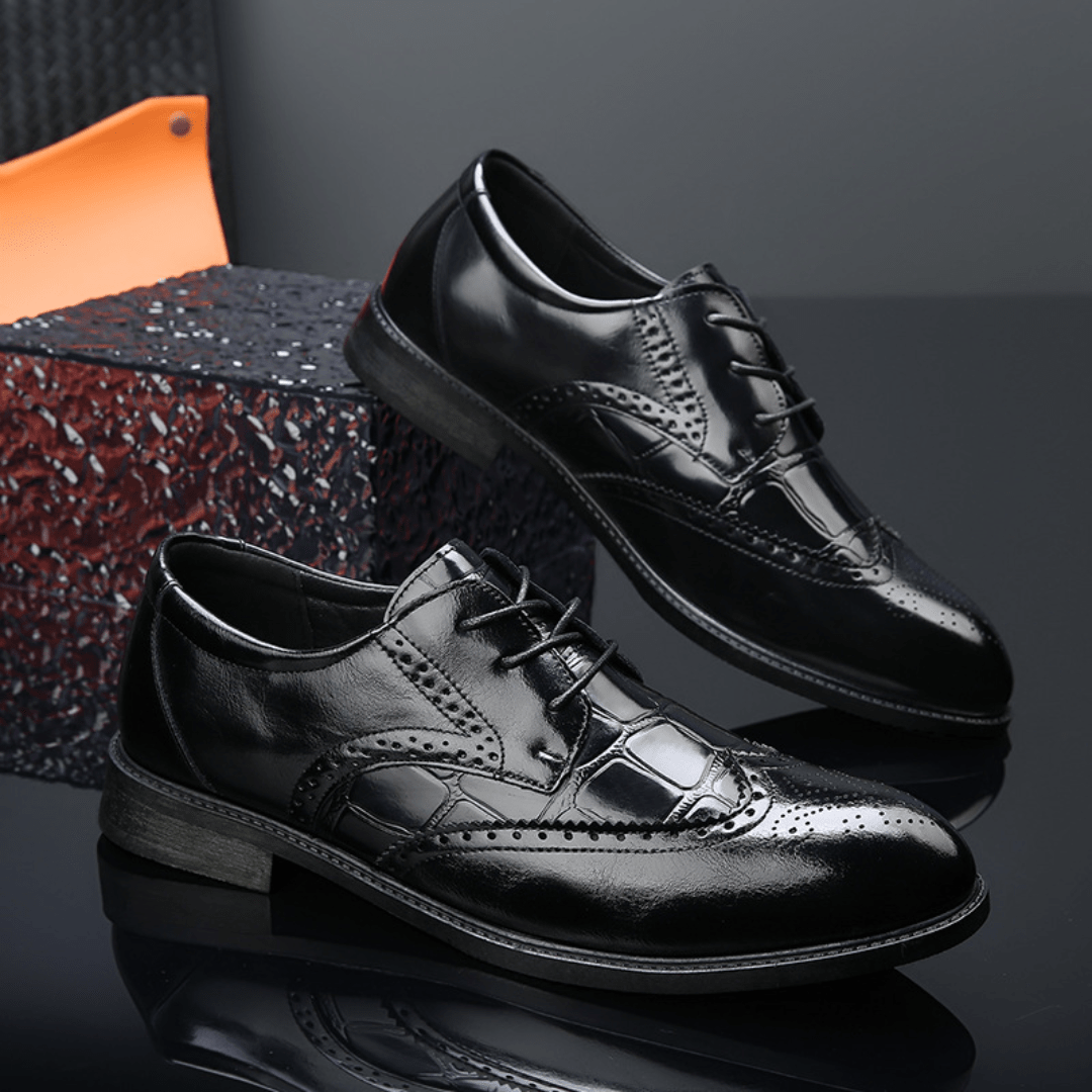 The Hawke Brogue Derby - Black - 5.5