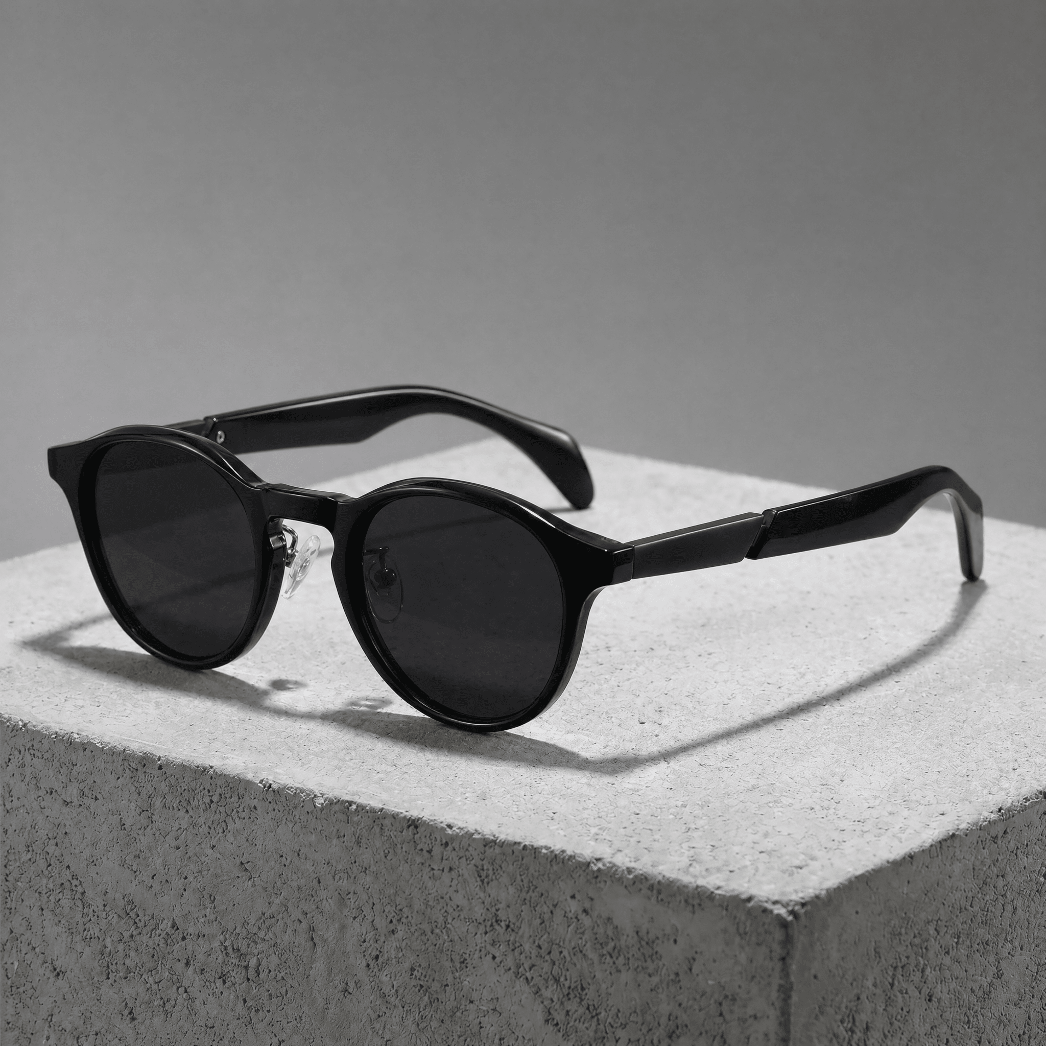 The Hawkins Round Frames - Jet Black - 