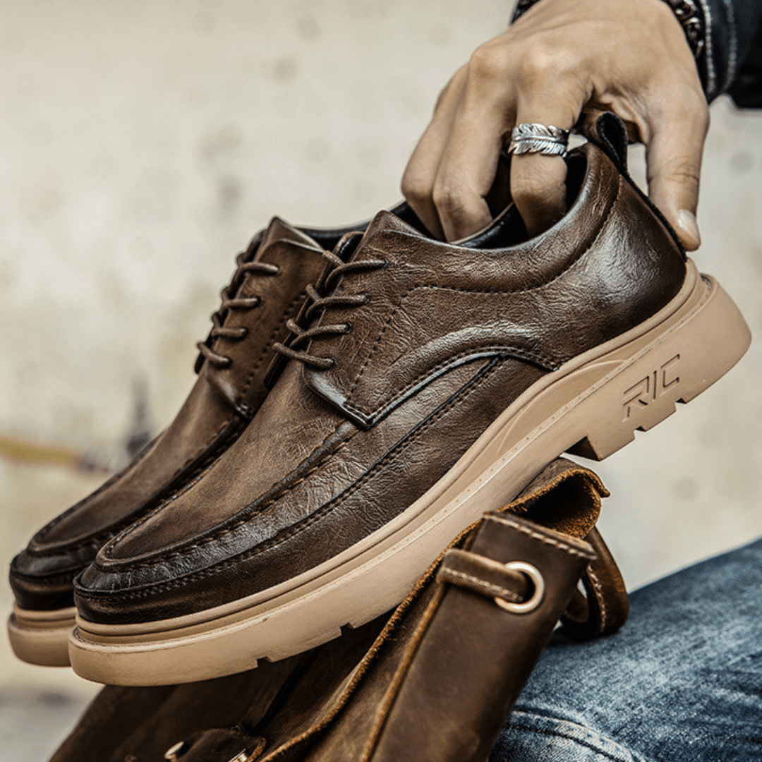 The Overland Derby - Greyson Vale