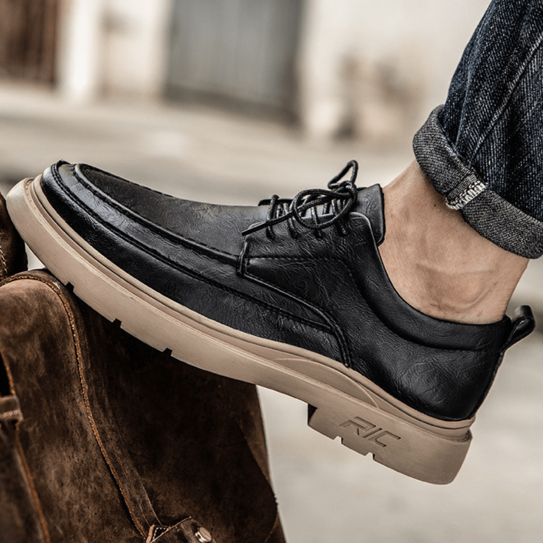 The Overland Derby - Greyson Vale