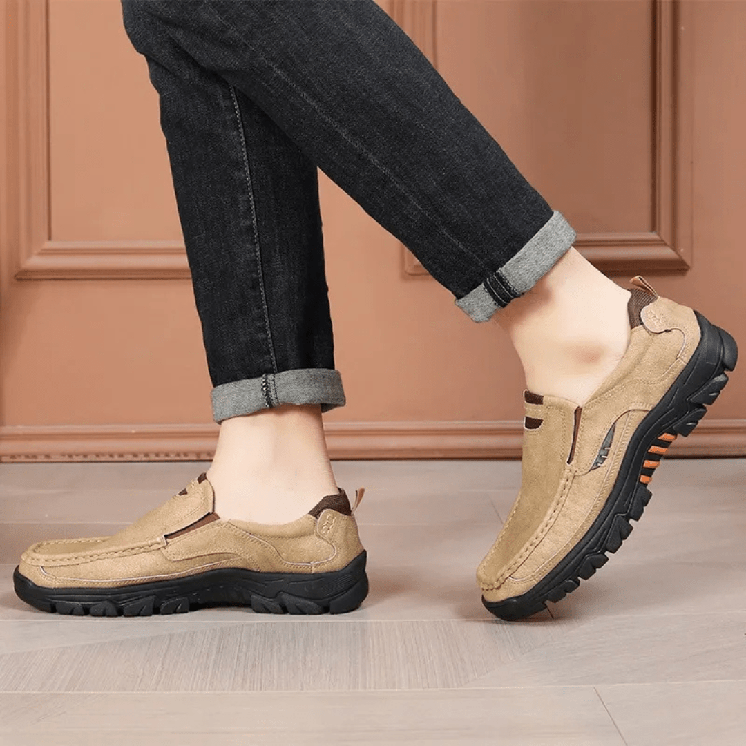 The Roamer Leather Slip - On - Beige - 5.5