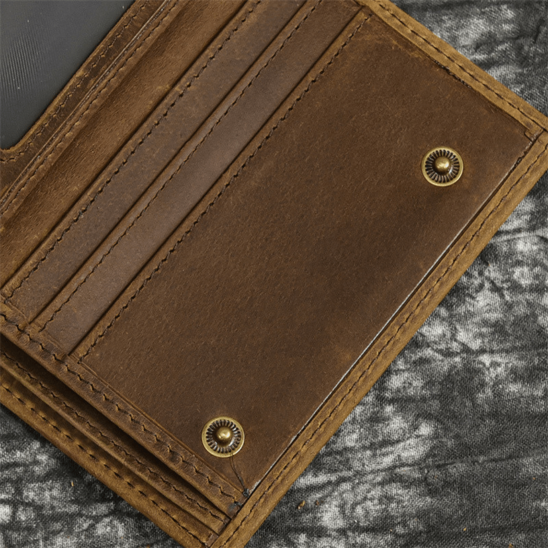 The Saddleback Leather Trifold - Greyson Vale