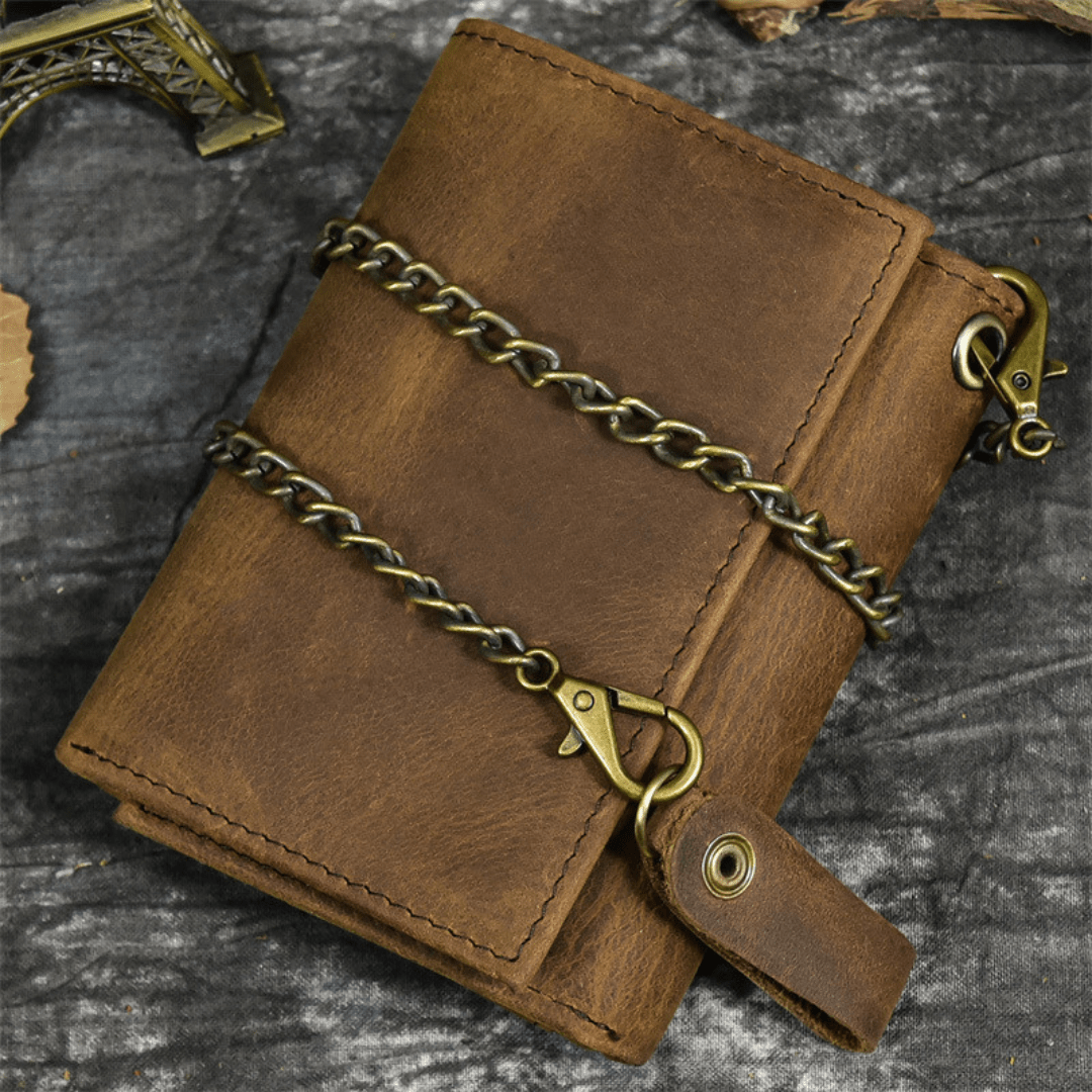 The Saddleback Leather Trifold - Greyson Vale