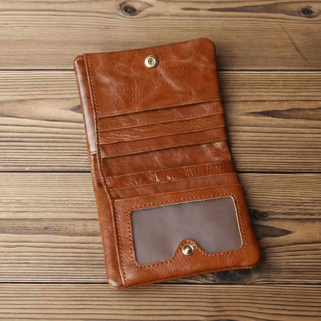 The Stonehide Outpost Bifold - Greyson Vale