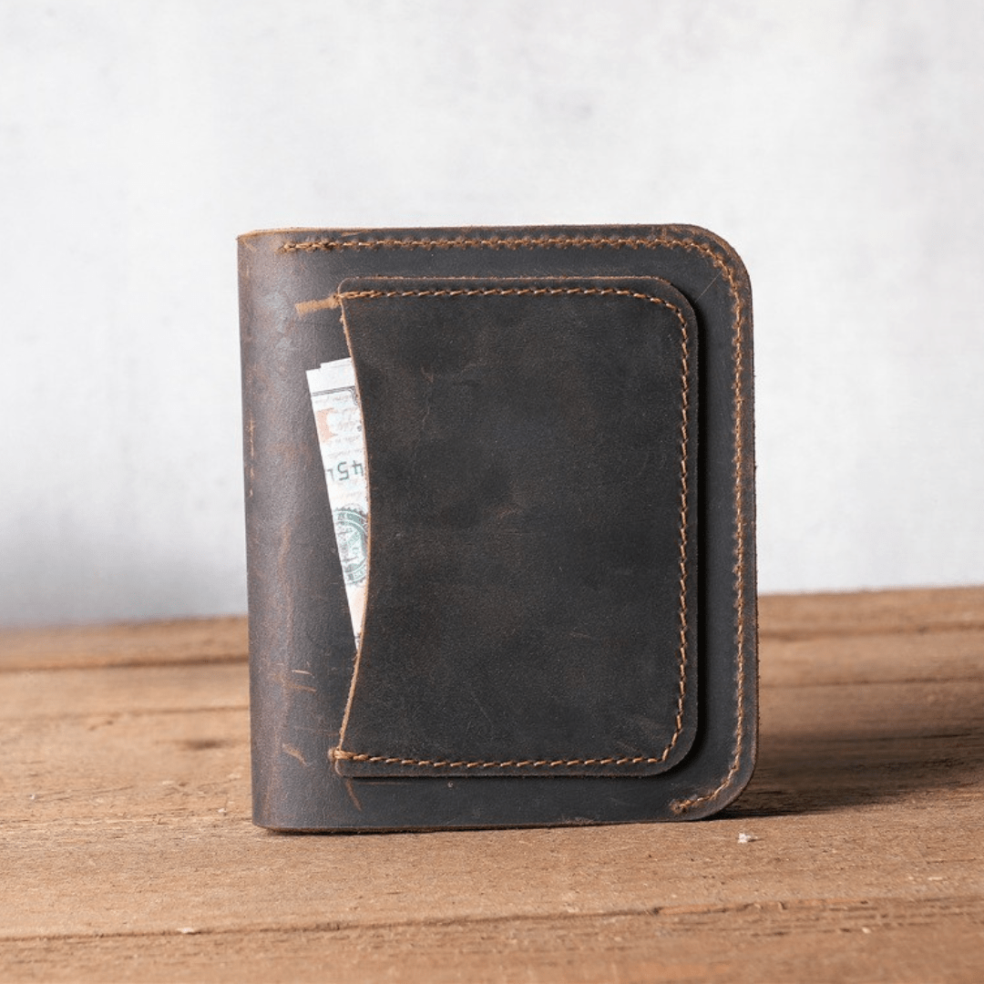 The Stonehide Raw Leather Snap - Greyson Vale