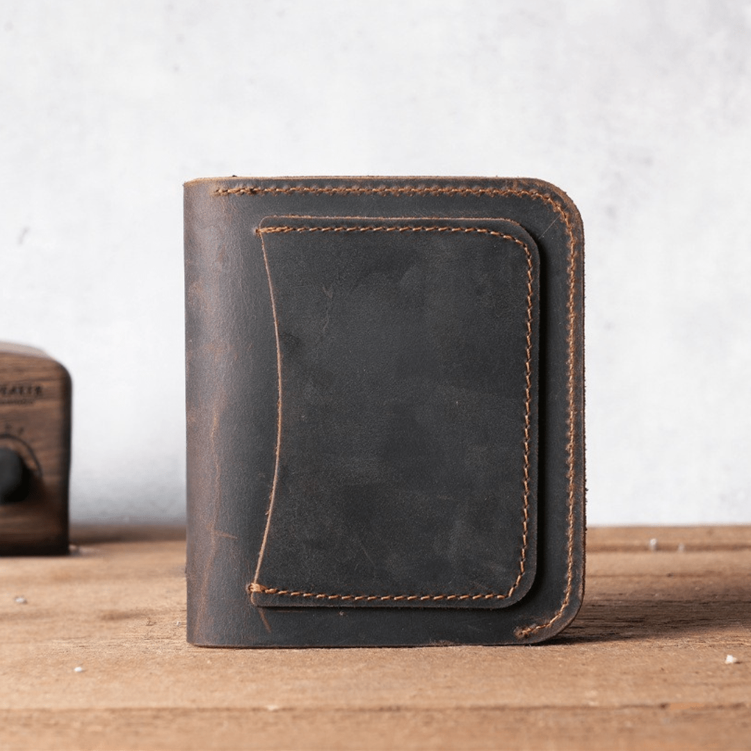 The Stonehide Raw Leather Snap - Greyson Vale