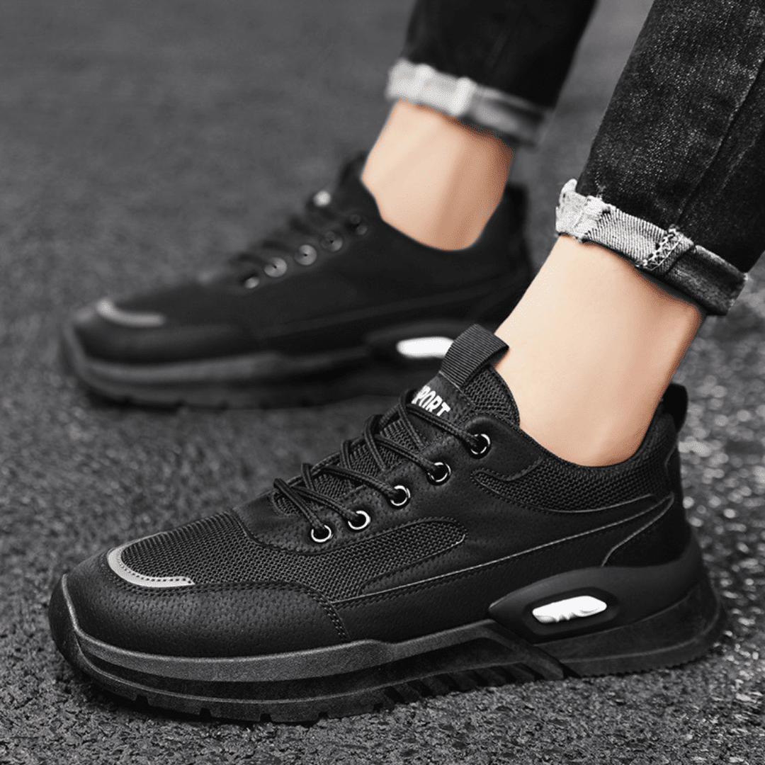 The Stratus Hybrid Trainer - Black - 7